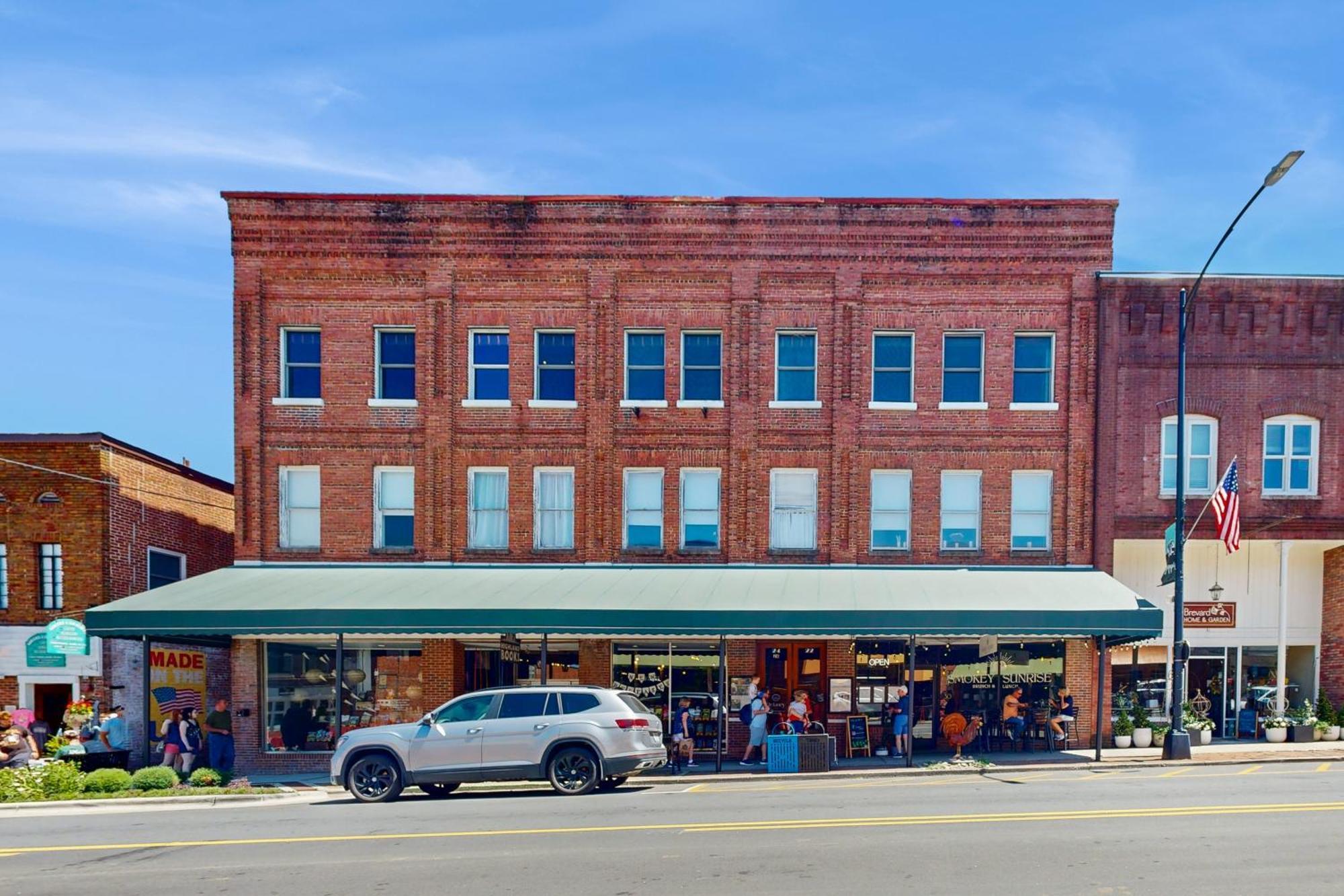 Brick Loft Penthouse On Main Διαμέρισμα Brevard Εξωτερικό φωτογραφία